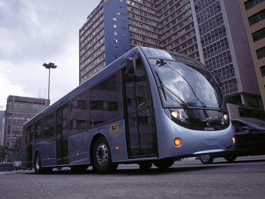  Scania L94 UB 4x2 Excutivo 1999 года  (фото 1 из 1)